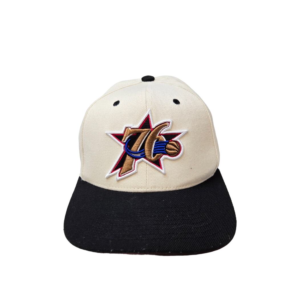Mitchell & Ness Philadelphia 76ers Allen Iverson HWC NBA Fitted Cap Hat 7 1/4
